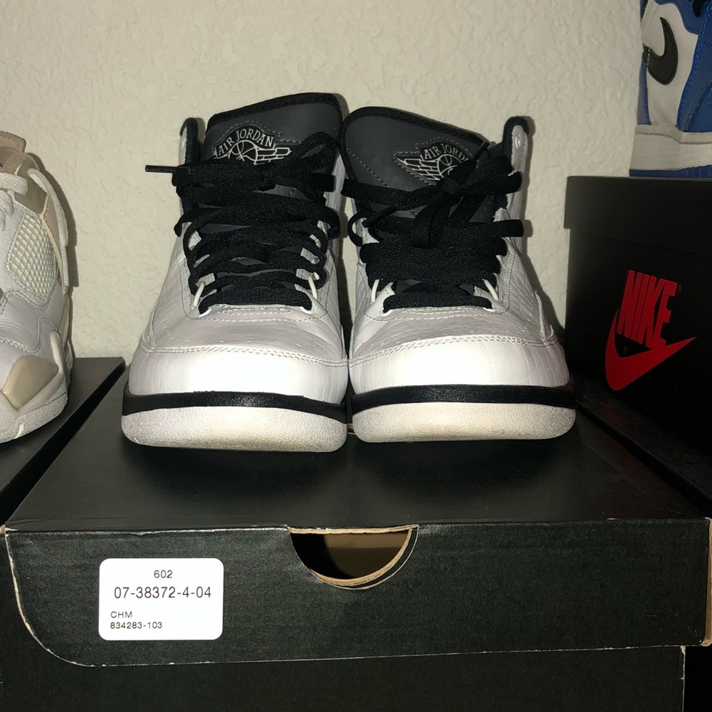 Click picture to expose different retros for sell